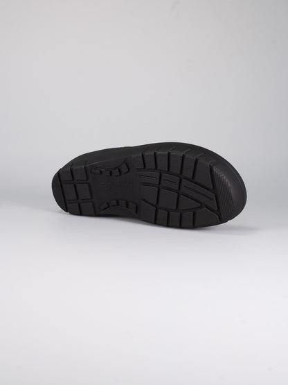 Antislipzool met laddergrip van de Rocker Gardy Foam Black tuinklomp